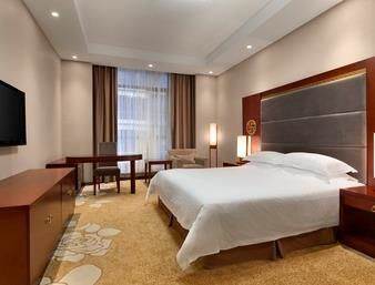 Ramada Shanghai Minhang Bagian luar foto
